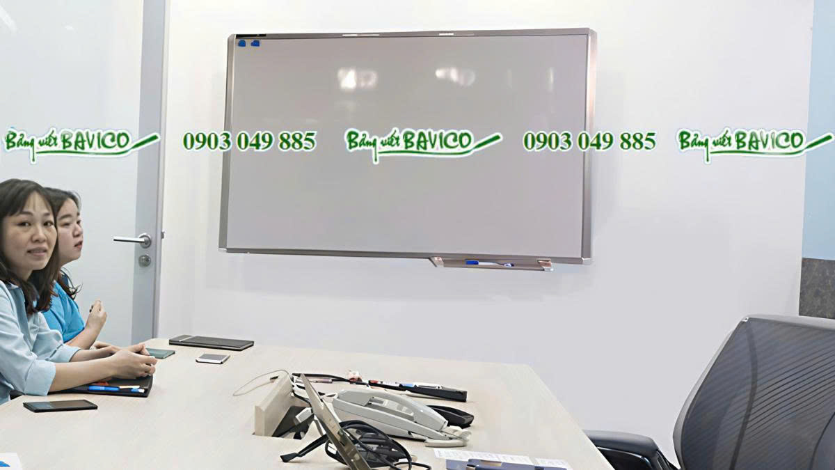 Bảng trắng treo tường bút lông